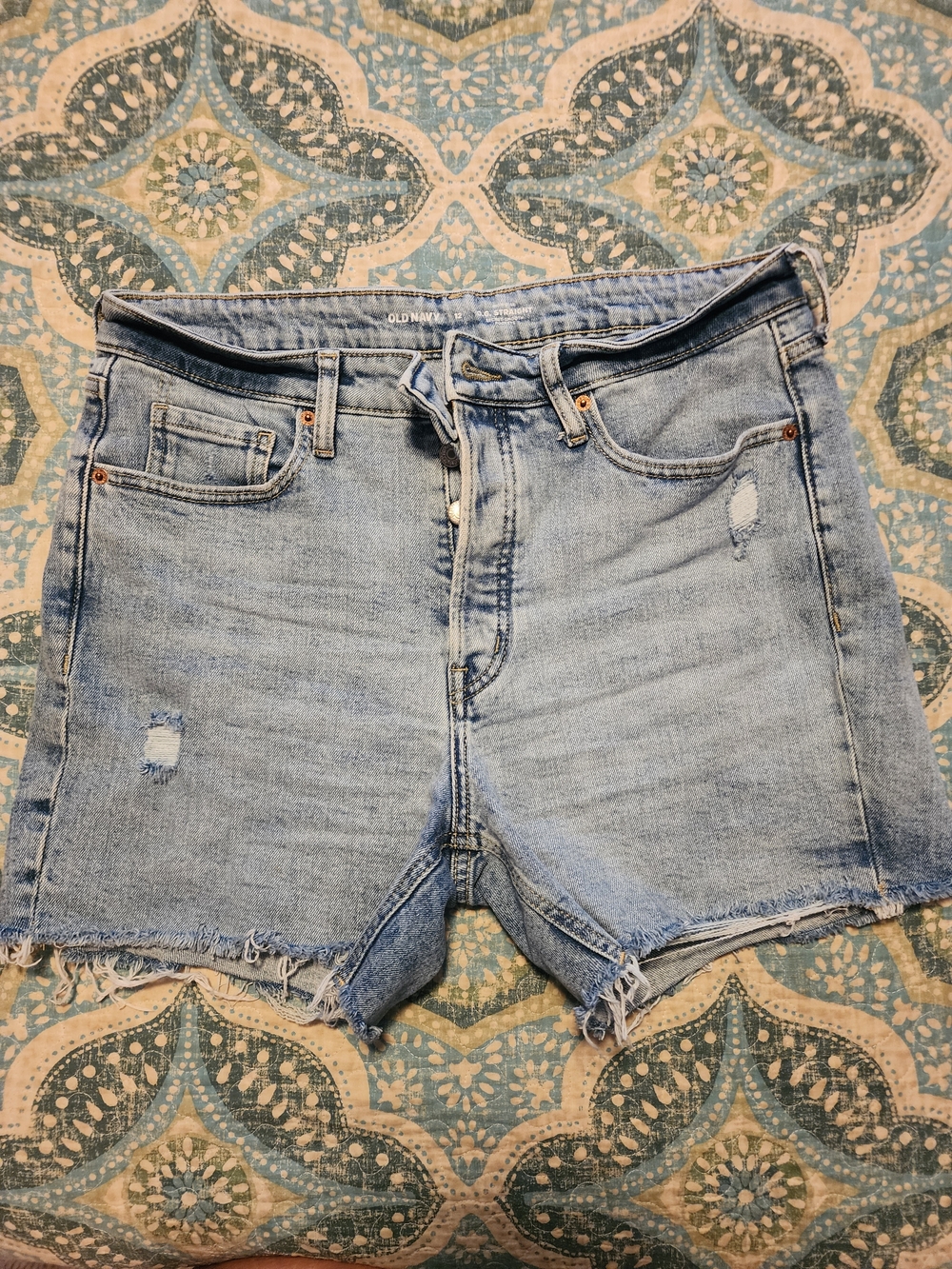 Old Navy Button fly Light Blue Denim Cutoff Women’s Shorts 12